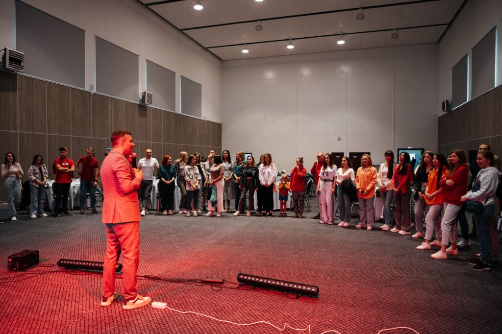 тимбилдинг, сплочение коллектива, тимбилдинг для сотрудников, сплочение коллектива организации, проведение тимбилдинга, тимбилдинг на природе