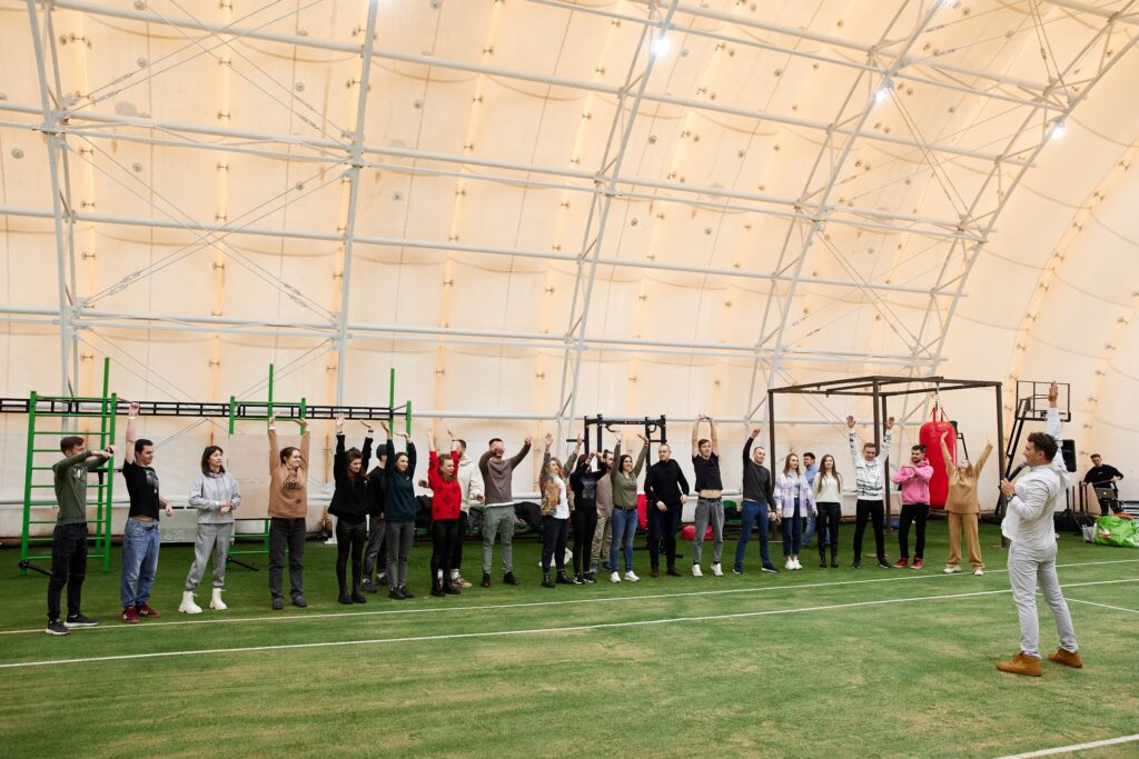 корпоративный тимбилдинг, командный тимбилдинг, тимбилдинги для компаний, тимбилдинг для сотрудников, тимбилдинг заказать, где провести тимбилдинг